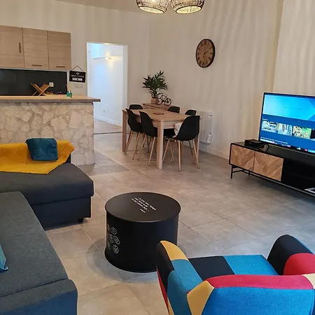 Le Tranquille Centre Apartment *